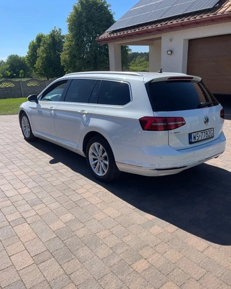 Volkswagen Passat cena 82000 przebieg: 205000, rok produkcji 2018 z Siedlce małe 56